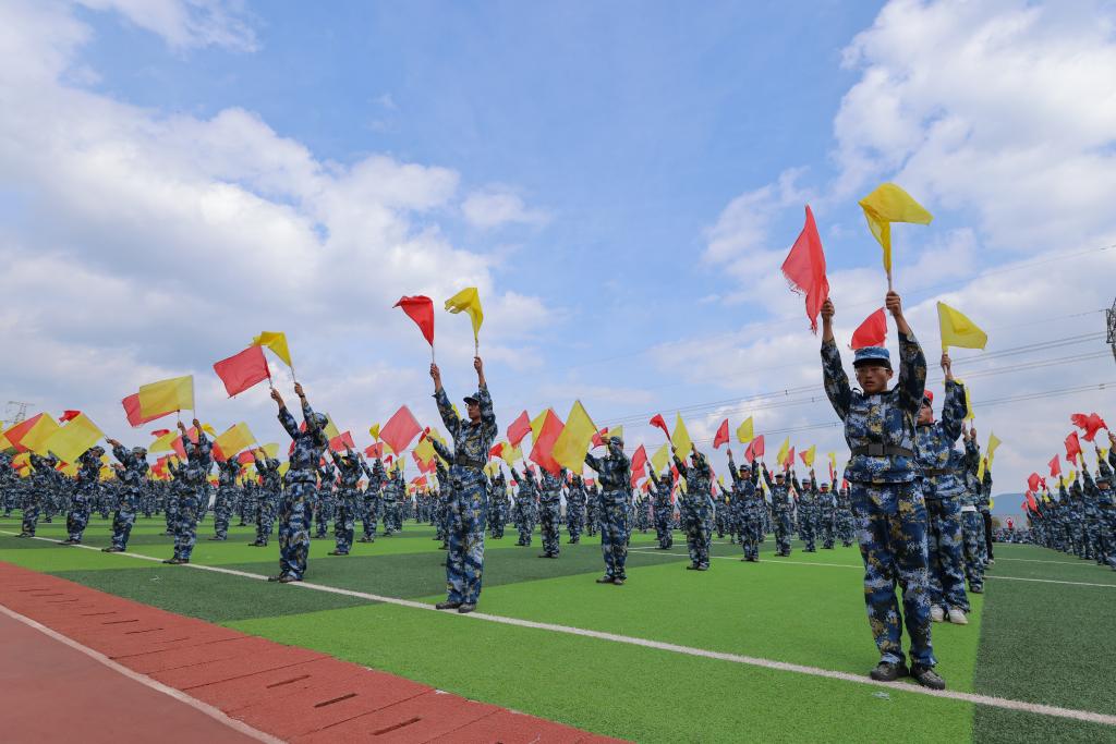 11旗语操.JPG